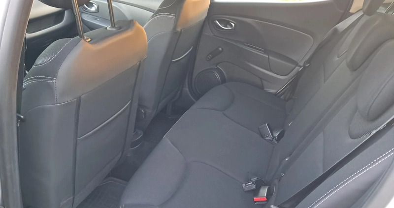Renault Clio cena 42900 przebieg: 42103, rok produkcji 2019 z Szczecin małe 211
